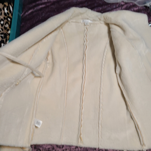 White House Black Market Light Cream Coat - Picture 2 of 5
